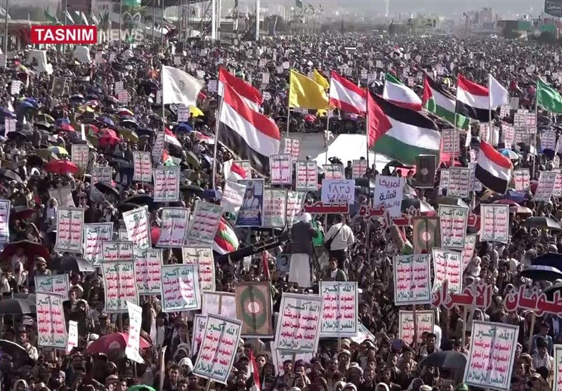 اليمنييون يتوجون عامين من الإسناد للمقاومة الفلسطينية بحشود مليونية في أكثر من 1500 ساحة