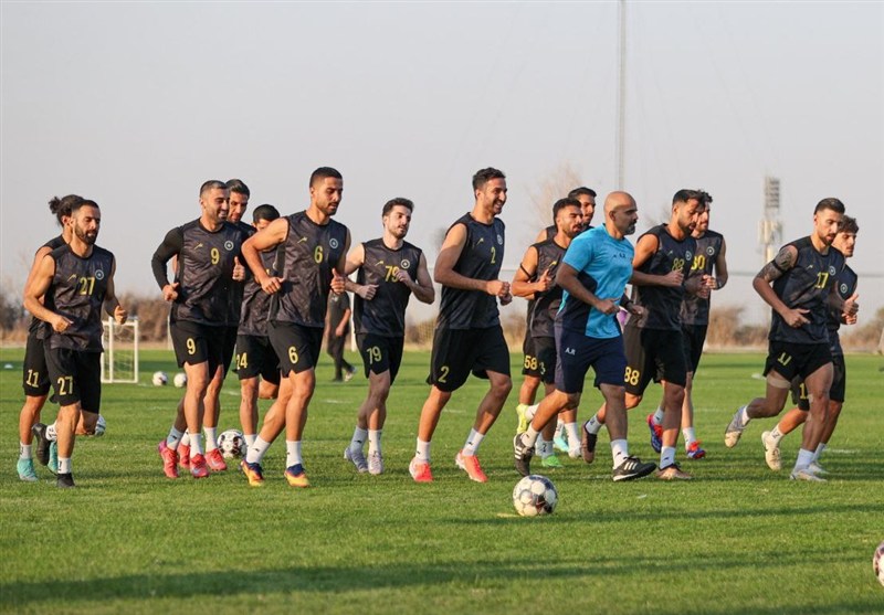 غایبان سپاهان مقابل استقلال خوزستان؛ 1+2 بازیکن