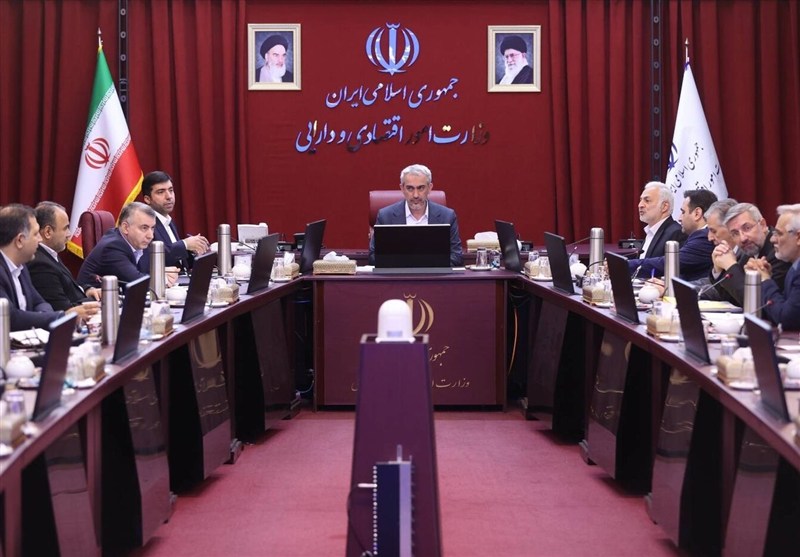 تمرکز وزارت اقتصاد بر جذب سرمایه‌گذاری ایرانیان خارج از کشور