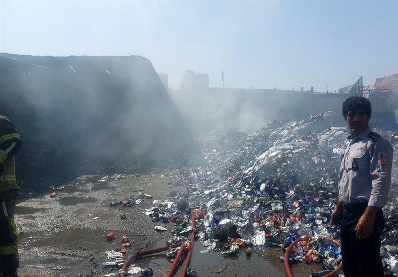 انفجار دستگاه پرس در انبار ضایعات خیرآباد نسیم‌شهر/3 نفر دچار سوختگی شدید شدند