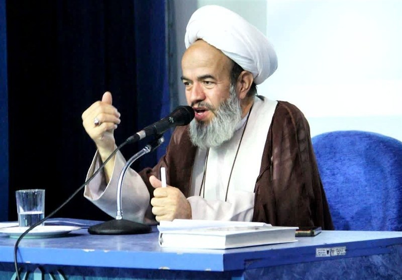 راه نجات جامعه در گرو نهج‌البلاغه است/حکمرانی علوی باید عملیاتی شود