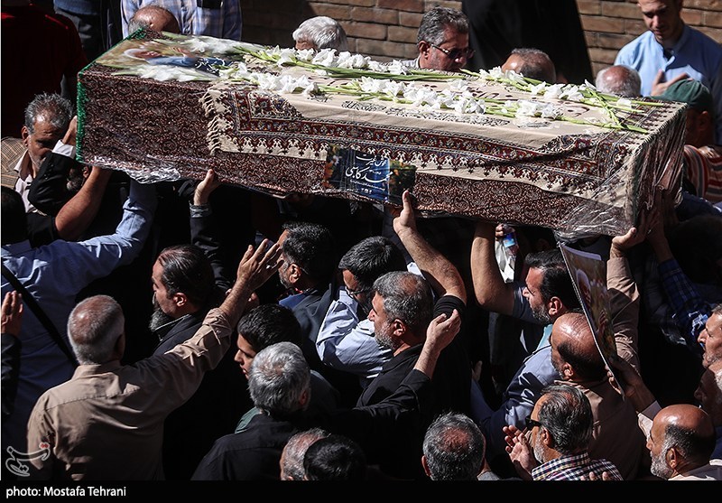 تشییع  پیکر محمد کاسبی