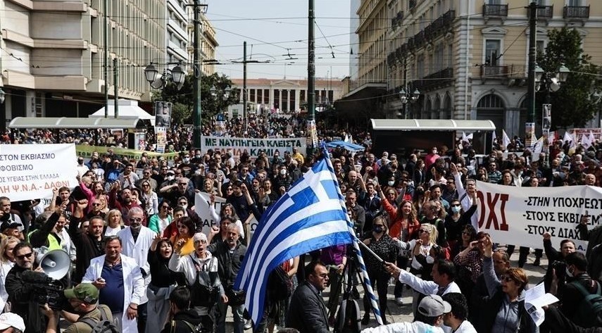 یونان در اعتصاب؛ مخالفت گسترده با لایحه کار روزانه 13 ساعته