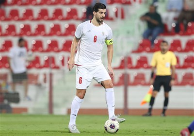 آخرین وضعیت هافبک ایرانی شباب الاهلی/ بازگشت عزت‌اللهی در بهمن ماه