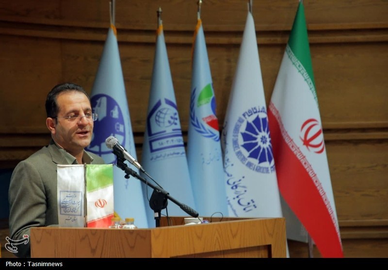 قم به عنوان مقصد زیارتی قابلیت بالایی برای جذب گردشگر دارد