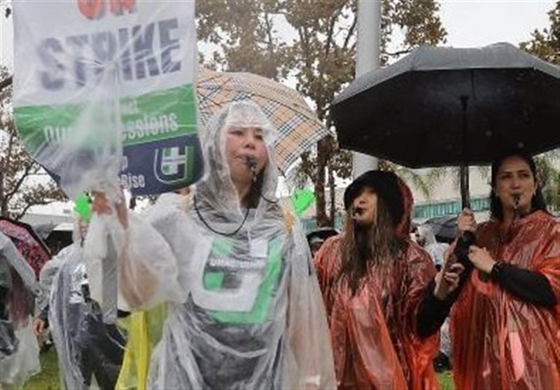 Tens of Thousands of Healthcare Workers Strike across US West Coast