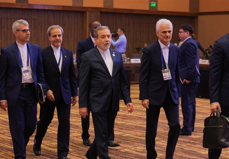 Iran Urges NAM to Stand United against Unilateralism, Lawlessness