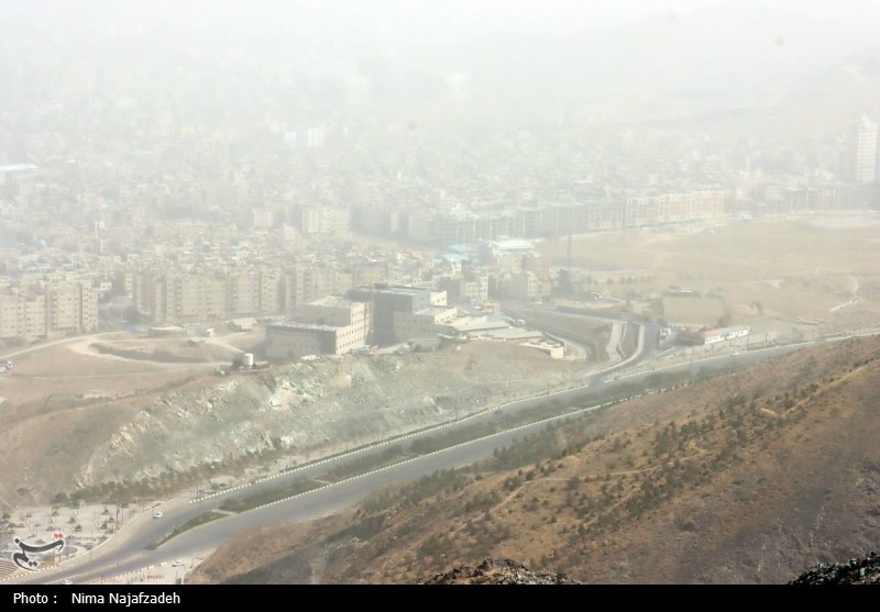 هوای تهران در وضعیت ناسالم قرار دارد