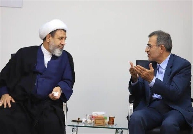 سفر رئیس جهاد دانشگاهی به کرمان در سکوت خبری/ چرا از مواجهه با رسانه‌ها هراسانند؟