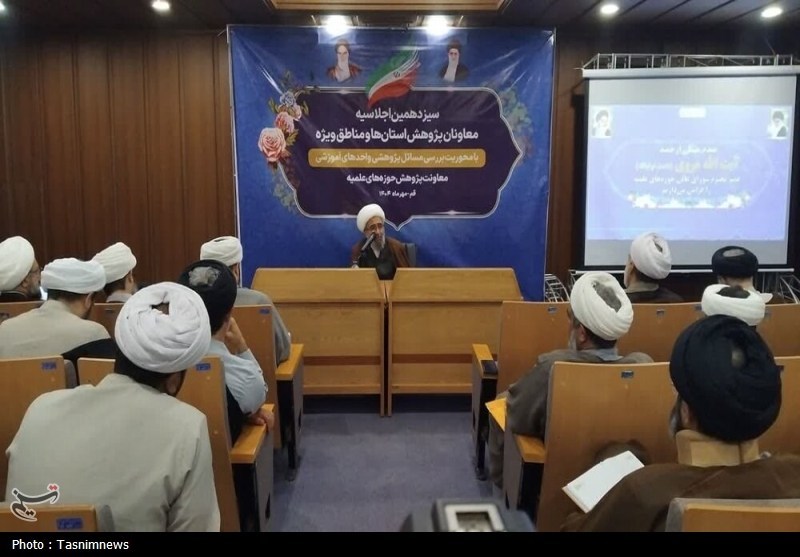 لزوم توجه به آسیب‌ها و فرصت‌های فناوری‌های نوین در پژوهش‌های حوزه