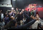 عزاداری اردو زبانان در حرم حضرت موسی مبرقع(ع)