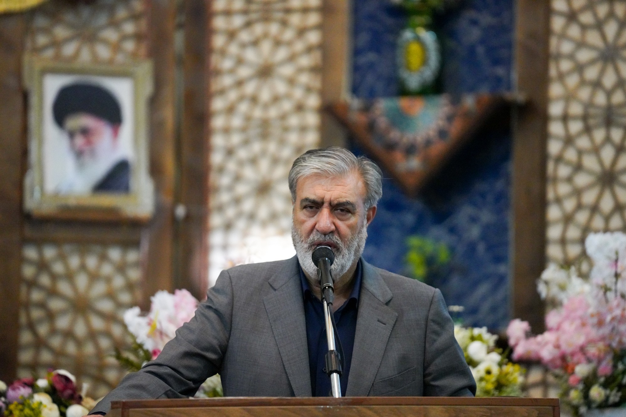 عزیزی: اجلاس شرمالشیخ "سیرکی سیاسی" بود/ هرگونه تعرض به ایران را پاسخ قاطع میدهیم