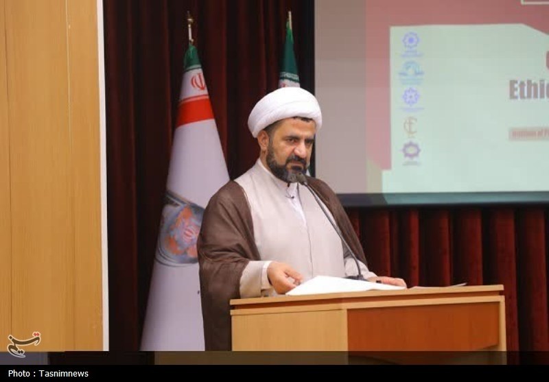 اختتامیه همایش بین‌المللی اخلاق تطبیقی/رونمایی از 18 اثر مشترک میان اندیشمندان مسلمان و مسیحی