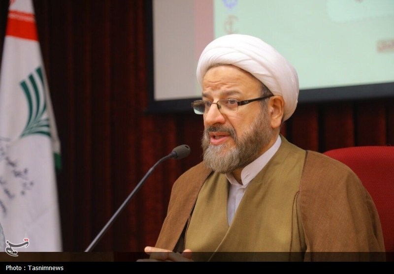 آموزههای قرآن راهبرد وحدت ادیان را ارائه میدهد/چالش درونی دین سهمگینتر از بیرونی است