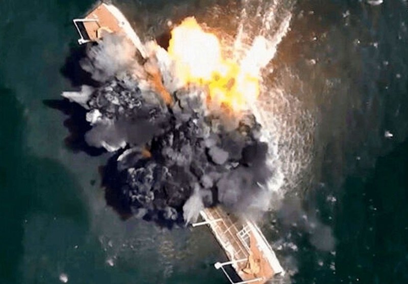 ارتش آمریکا بازماندگان کشتی ونزوئلایی را نگه داشته است