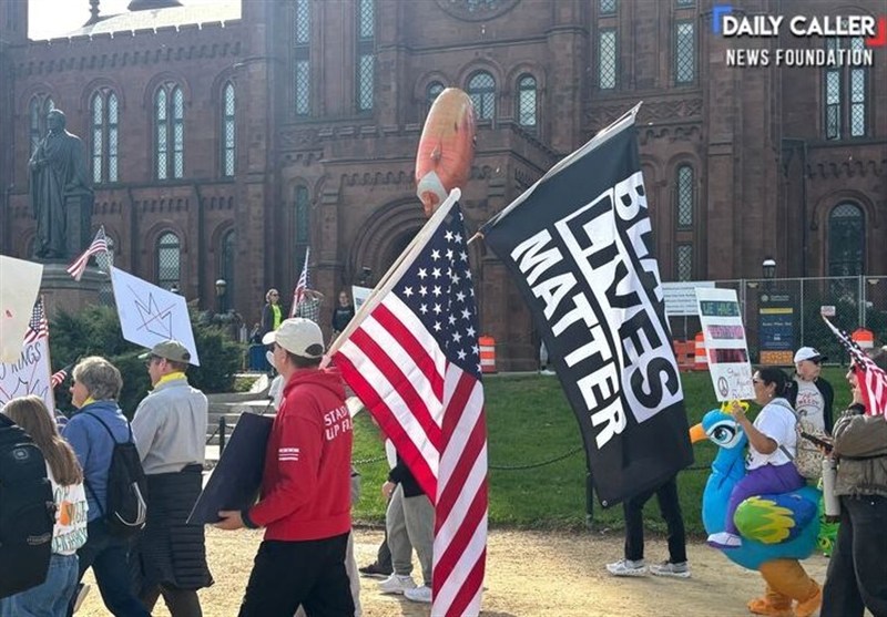 تظاهرات هزاران نفر در آمریکا علیه دونالد ترامپ