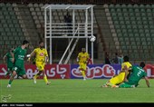 دیدار تیم های فوتبال شمس آذر و فجر سپاسی