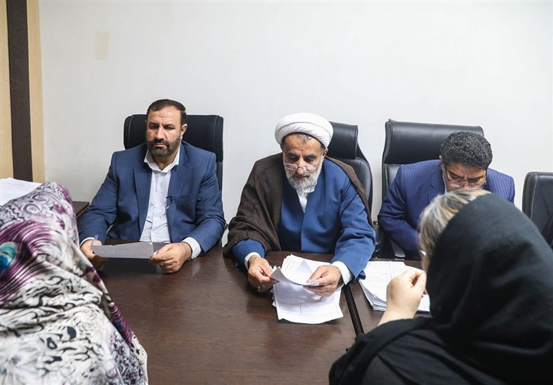 آزادی 185 زندانی در پی بازدید دادستان تهران و 163 قاضی از ندامتگاه‌های استان