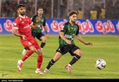 دیدار تیمهای فوتبال خیبر خرم‌آباد و پرسپولیس تهران