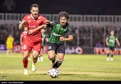 دیدار تیمهای فوتبال خیبر خرم‌آباد و پرسپولیس تهران