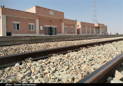 بازدید میدانی از مسیر ریلی مهریز - کرمان؛ گامی بزرگ برای توسعه حمل‌ونقل جنوب شرق کشور