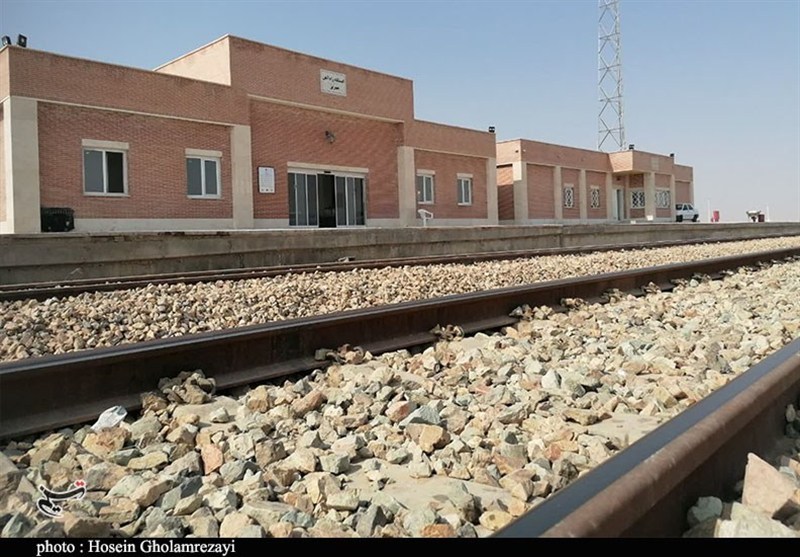 بازدید میدانی از مسیر ریلی مهریز - کرمان؛ گامی بزرگ برای توسعه حمل‌ونقل جنوب شرق کشور