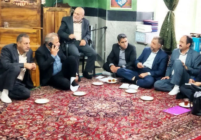 پیگیری مطالبات مردمی در مناطق روستایی؛ نشست فوری مسئولان فیروزکوه با دهیاران 7 روستا