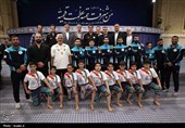 Встреча иранских чемпионов и призёров в спортивных дисциплинах и международных научных олимпиадах с Верховным лидером ИРИ