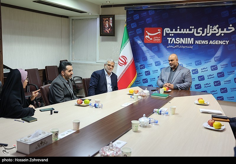 حضور معاون فرهنگی اجتماعی شهرداری تهران در خبرگزاری تسنیم