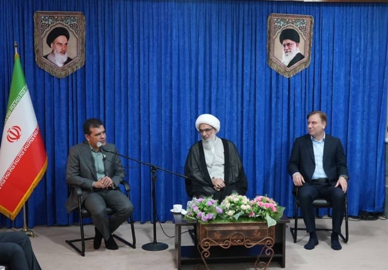 استان بوشهر از سرمایه‌های انسانی توانمند، دانش‌آموخته و مبتکر برخوردار است