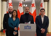 پایان تحریم یک‌ساله پارلمان گرجستان؛ اعتراف حزب گاخاریا به شکست «سیاست خیابانی»
