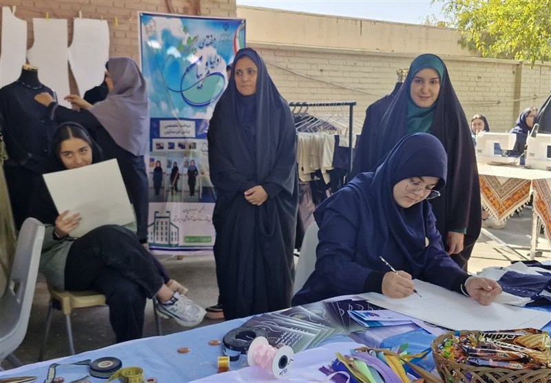 اسلامشهر میزبان جشنواره پیوند اولیا و مربیان شهرستان‌های استان تهران