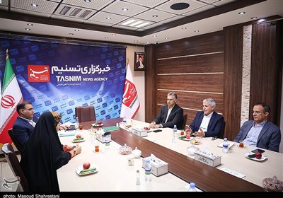 فرش ایرانی با دست خودمان زمین‌گیر شد؛ نه با تحریم