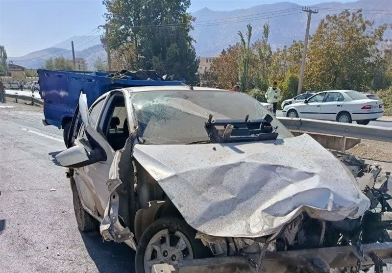 تصادف زنجیره‌ای پنج خودرو در بلوار دانشجو یزد/ترافیک سنگین در محور ایجاد شد