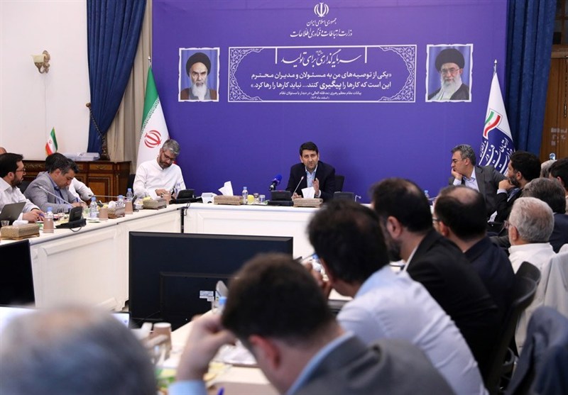 وزیر ارتباطات: اجازه ایجاد انحصار در پروژه فیبر نوری داده نمیشود