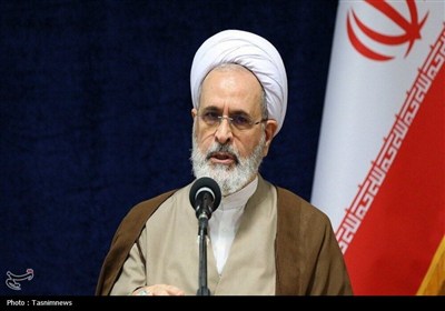 انقلاب اسلامی معادلات معرفتی و تمدنی جهان را دگرگون کرد