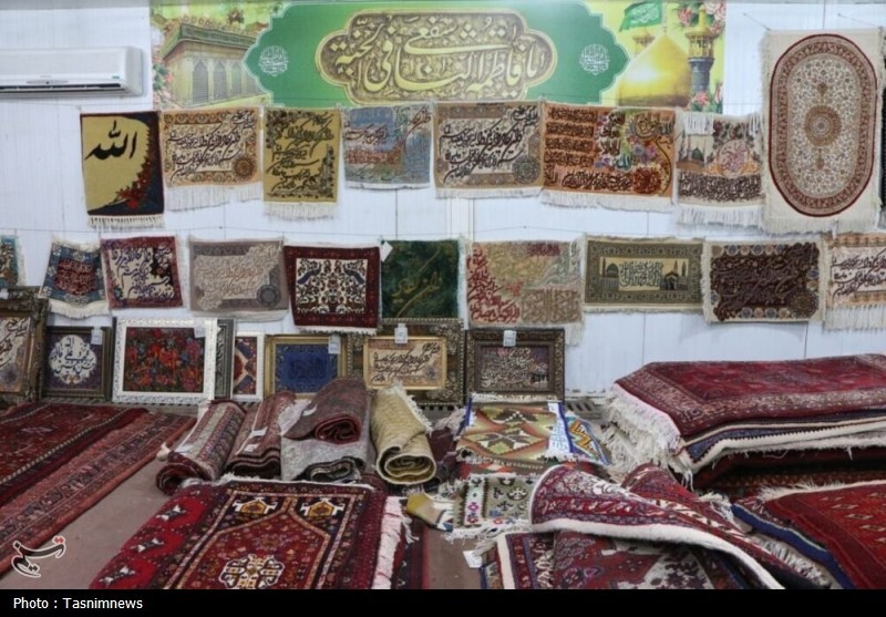 عرضه فرش‌های متبرک حرم حضرت معصومه(س)+ تصاویر