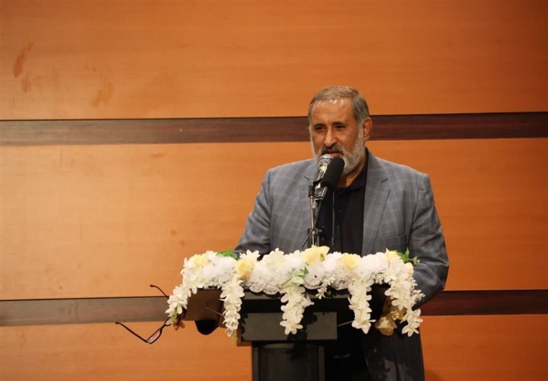 نخستین عصر شعر مقاومت در بهارستان برگزار شد+ تصویر