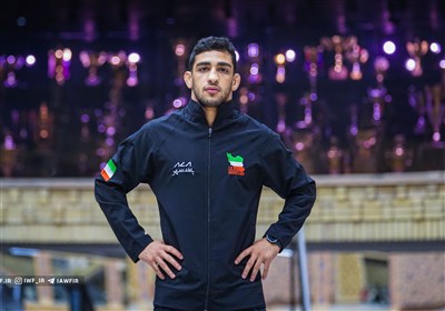 کشتی فرنگی زیر 23 سال جهان| عباس‌پور فینالیست شد/ مهمدی در گروه بازنده‌ها