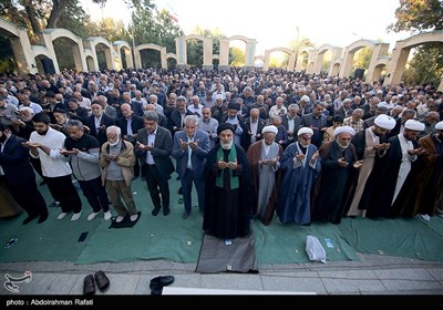 Hamedan&apos;da Yağmur Duası Namazı Kılındı