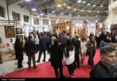 حضور استاندار در نمایشگاه ملی صنایع دستی اردبیل