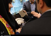 حضور استاندار در نمایشگاه ملی صنایع دستی اردبیل
