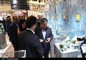 حضور استاندار در نمایشگاه ملی صنایع دستی اردبیل
