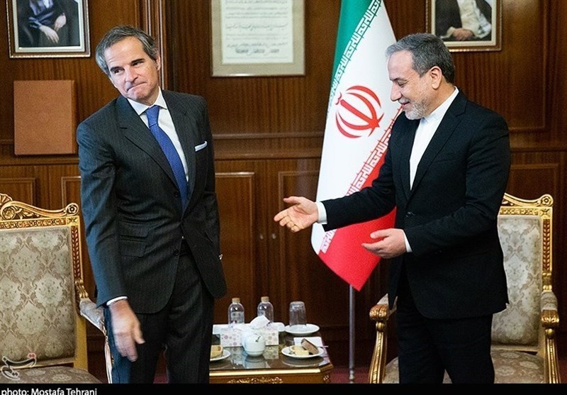 Araqchi Warns IAEA Chief Against Repeating Failed Approaches