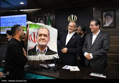 İran Cumhurbaşkanı’nın Batı Azerbaycan Eyaletine Ziyareti