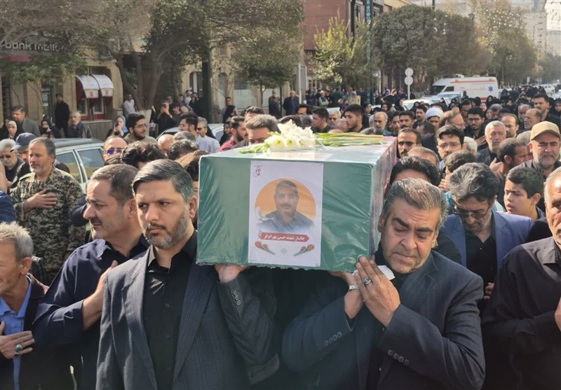 تشییع پیکر مطهر جانباز 70 درصد شهید حسن بهرامفر+عکس شهادت , تشییع شهدا , خراسان رضوی , مشهد مقدس , جانبازان 70 درصد ,