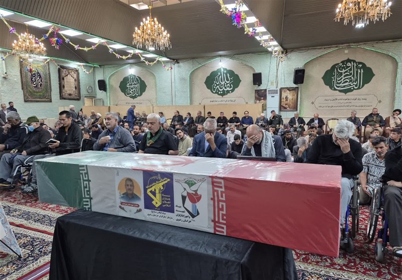 تشییع پیکر مطهر جانباز 70 درصد شهید حسن بهرامفر+عکس شهادت , تشییع شهدا , خراسان رضوی , مشهد مقدس , جانبازان 70 درصد ,