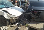 برخورد خاور با 15 خودرو در بلوار سیمون بولیوار تهران
