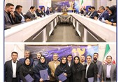 نمایندگان برگزیده جشنواره تابستانه فروش سرمد، در مراسم سالروز تأسیس تجلیل شدند