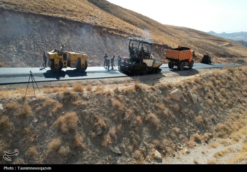 آسفالت مسیر سخت‌گذر میزوج آغاز شد